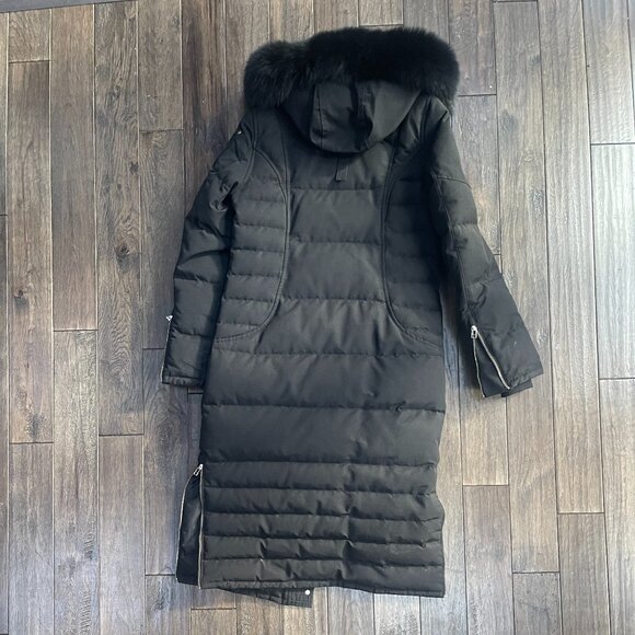 Moose Knuckles down filled winter coat, size small - Picture 7 of 14